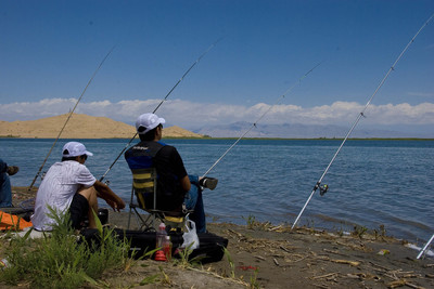 航泰水族 为何男人那么痴迷钓鱼？